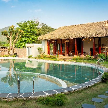 Отель La Retreat Дананг Экстерьер фото